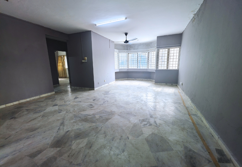 De Tropicana Condominium