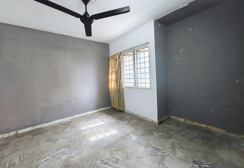 De Tropicana Condominium