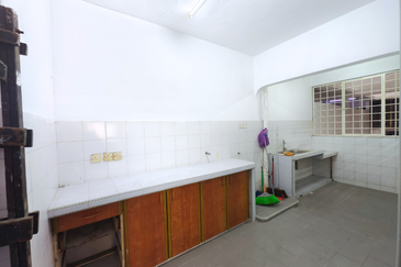 De Tropicana Condominium