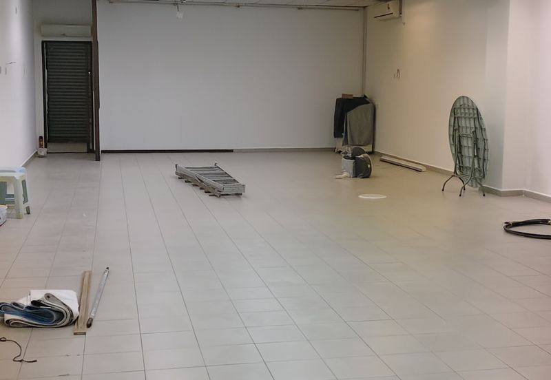 Commercial Shop Retail G floor 1st floor prime location