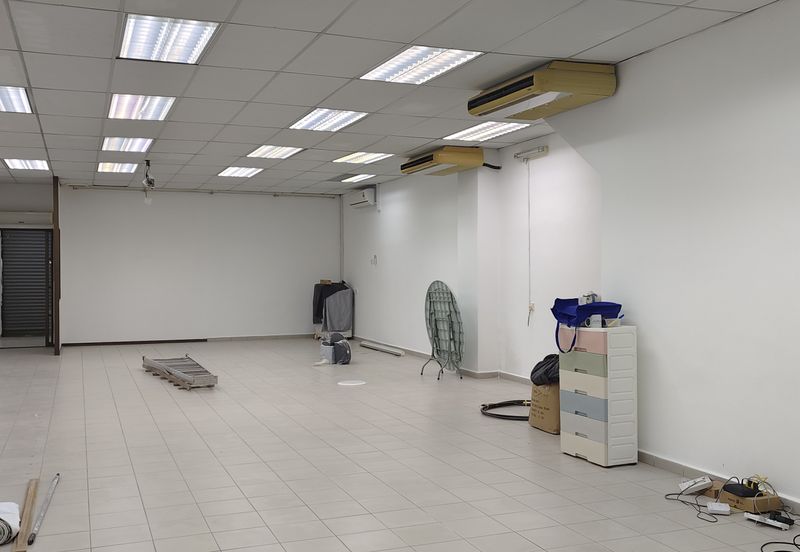 Commercial Shop Retail G floor 1st floor prime location