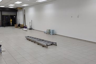 Commercial Shop Retail G floor 1st floor prime location