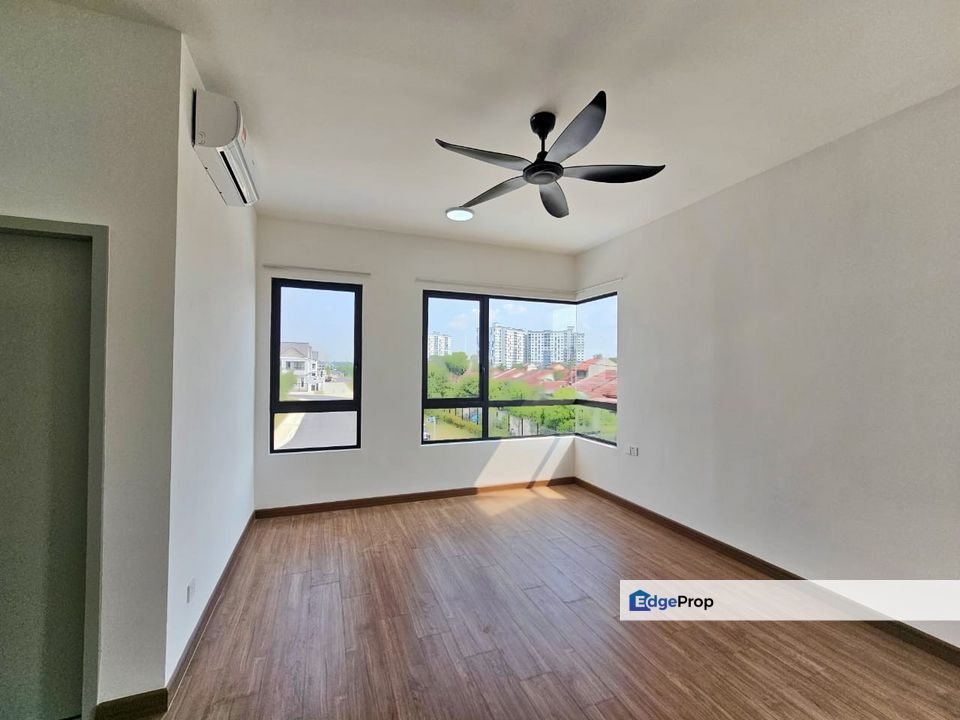 Sejati Lakeside 2 Cyberjaya endlot brand new, Selangor, Cyberjaya