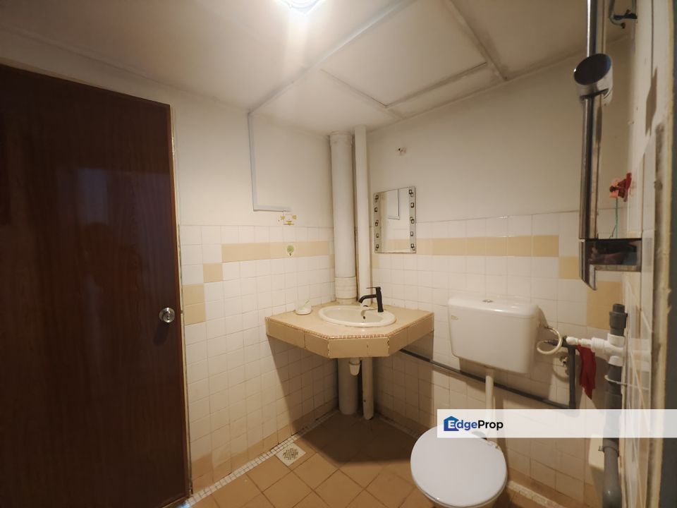 Prisma Cheras Condo 1150 Sqft 3 Bedroom Basic Unit For Rent, Kuala Lumpur, Cheras