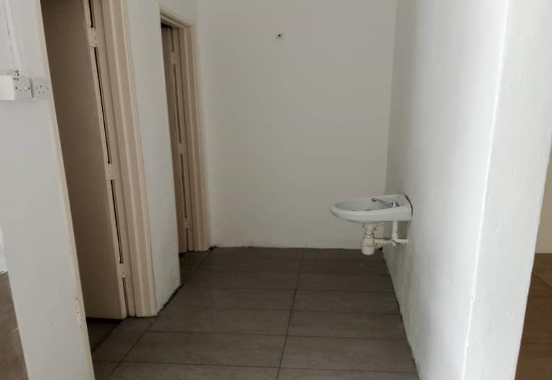 Bukit Sentosa Rawang 1st Floor Office Facing Main Road