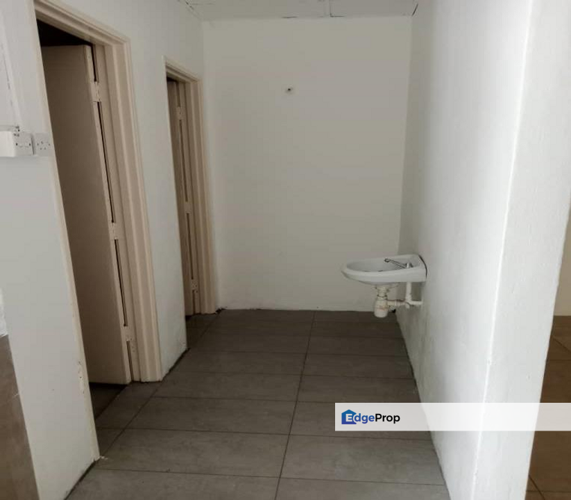 Bukit Sentosa Rawang 1st Floor Office Facing Main Road, Selangor, Rawang