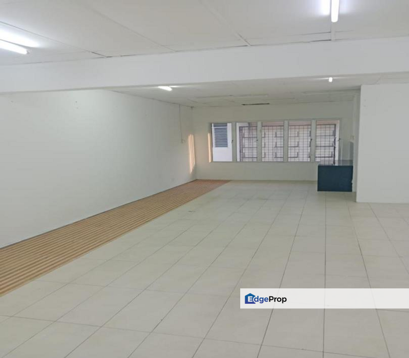 Bukit Sentosa Rawang Shoplot Facing Main Road High Visibility, Selangor, Rawang