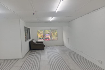 Bukit Sentosa Rawang Shoplot Facing Main Road High Visibility