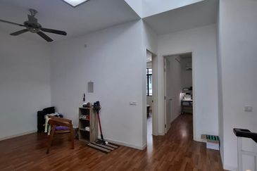 Cradleton @ Eco Majestic