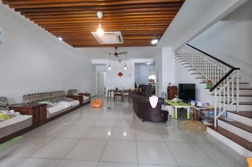 Cradleton @ Eco Majestic