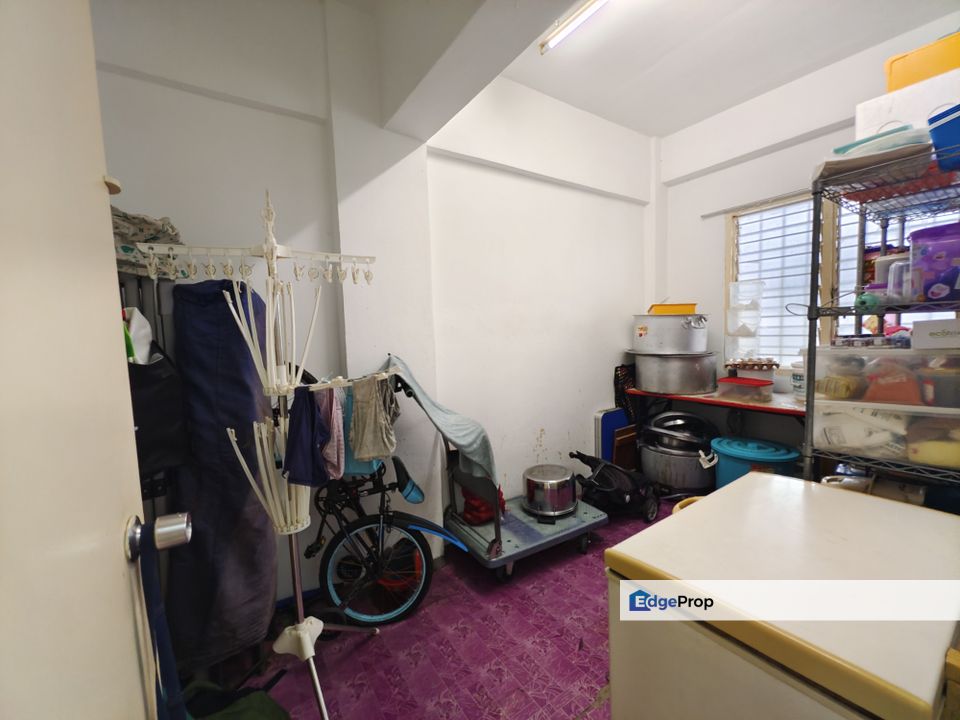 Meranti Apartment Subang Jaya 720sf + Covered Carpark, Selangor, USJ