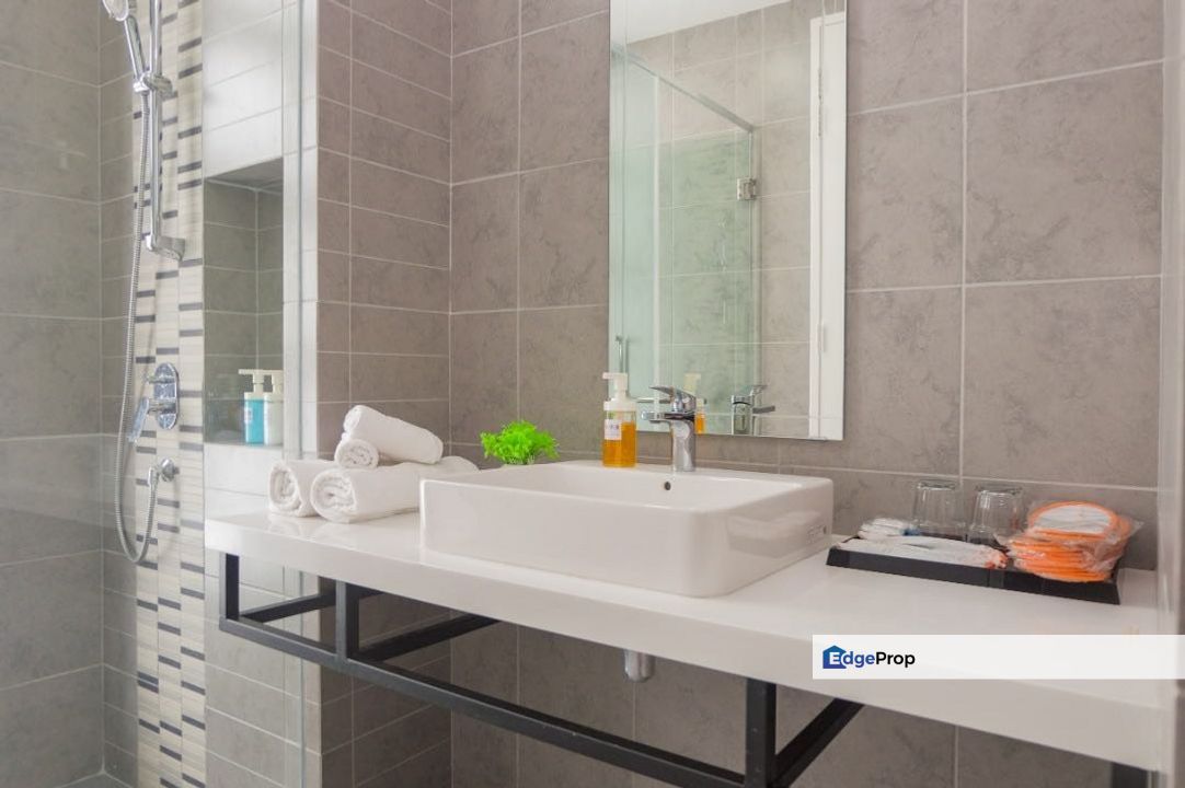 Robertson Bukit Bintang High Floor Near Pavilion and Jalan Alor, Kuala Lumpur, Pudu