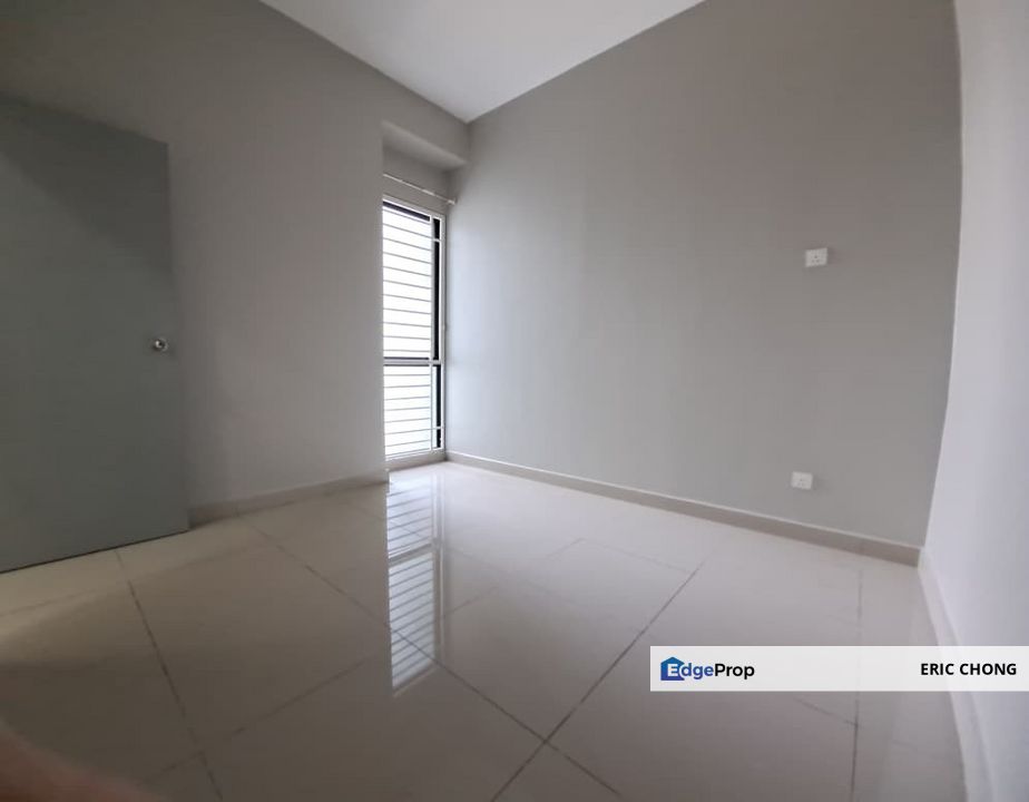 Below Market Value | Green Park Residence @ Seri Kembangan | Freehold 3R2B | Zero Downpayment & Cashback | RM 350,000, Selangor, Seri Kembangan