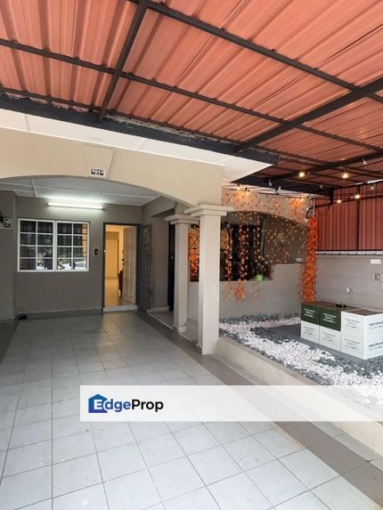 Jalan Nuri Bandar Putra Kulai Ioi Renovated Double Storey Unblock View, Johor, Kulai