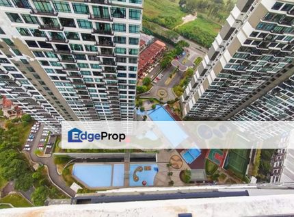 Molek Regency @ High Floor Corner Renovated Unit Facing Pools View , Johor, Johor Bahru