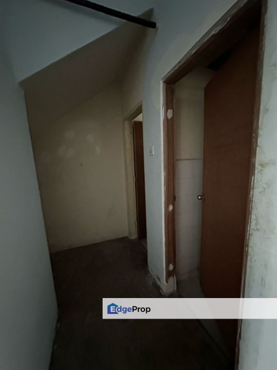 Jalan Temenggong 9 @ Skudai Ungku Tun Aminah Shop Lot Ground Floor, Johor, Johor Bahru