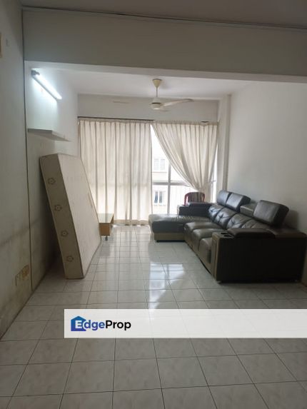 Full Loan Putri Ria Apartment Below Market Low Floor Megah Ria Masai / Full Loan Putri Ria Apartment Below Market Low Floor Megah Ria Masai Full Loan , Johor, Masai