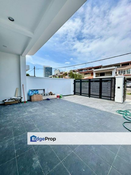 Taman Tasek Newly Full Renovated End Lot Double Storey Near Larkin Ciq, Johor, Johor Bahru