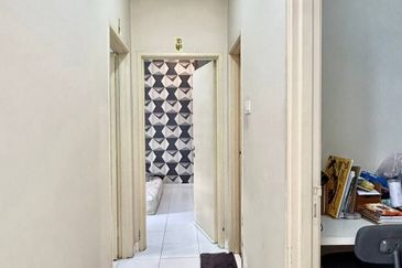 Seri Austin Luxury Apartment