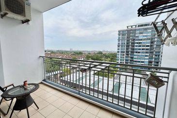 Seri Austin Luxury Apartment