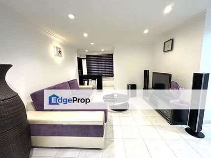Larkin @ Datin Halimah Renovated Good Condition Corner 3 Bed Near Ciq, Johor, Johor Bahru