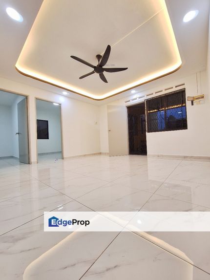 Full Loan Skudai @ Selesa Jaya Flat Full Renovated Low Floor 2 Bedded, Johor, Skudai