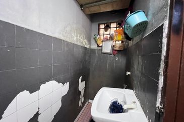 Flat Tasek 64, Bandar Baru Seri Alam