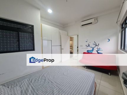 Full Loan Meridin Medini High Floor Full Furnish Near Tuas Legoland, Johor, 