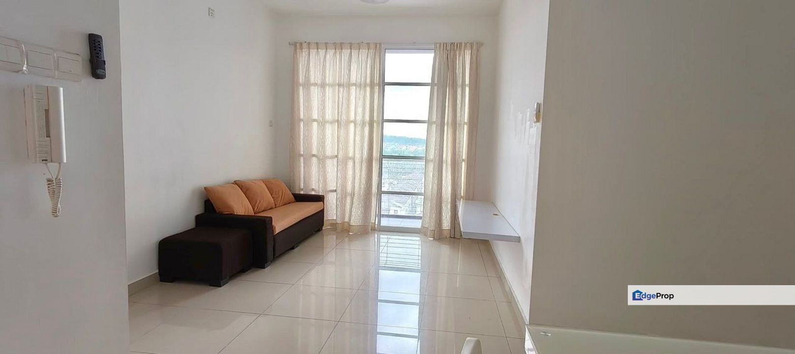 Full Loan Horizon Residence Below Market Free Full Furnish Bukit Indah, Johor, Bukit Indah