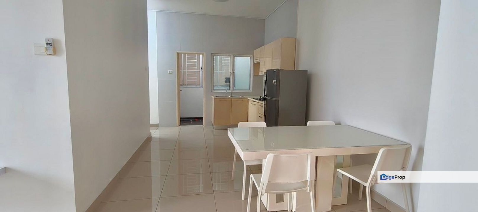 Full Loan Horizon Residence Below Market Free Full Furnish Bukit Indah, Johor, Bukit Indah