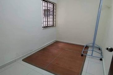 Flat Tasek 64, Bandar Baru Seri Alam