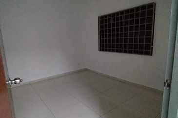 Flat Tasek 64, Bandar Baru Seri Alam