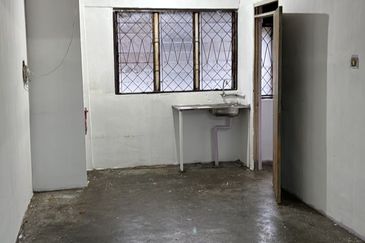 Flat Taman Ungku Tun Aminah