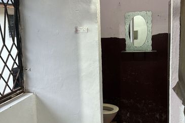 Flat Taman Ungku Tun Aminah