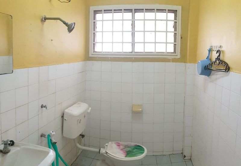 Ria 1 Apartment, Taman Megah Ria