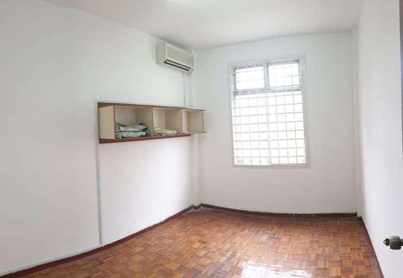 Ria 1 Apartment, Taman Megah Ria