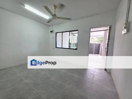 Ulu Tiram @ Taman Nora New Renovated Low Cost Double Storey House, Johor, Ulu Tiram
