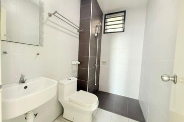 Nusa Heights (Nusa Puncak)