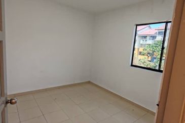 Flat Bandar Selesa Jaya