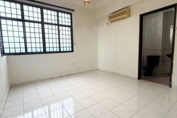 Mewah View Luxurious Apartments