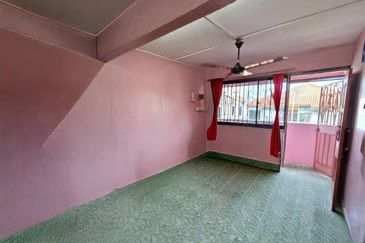 Flat Taman Ungku Tun Aminah