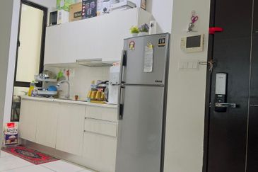 D'Summit Residences @ Kempas Utama