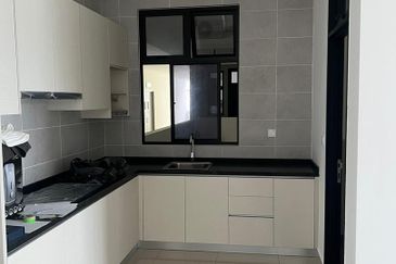 Twin Tower Residence