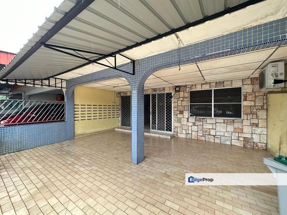 Full Loan Cash Out Sri Pulai Jln Batai Below Market Single Storey Utm, Johor, Skudai