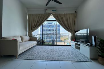 Seri Austin Luxury Apartment