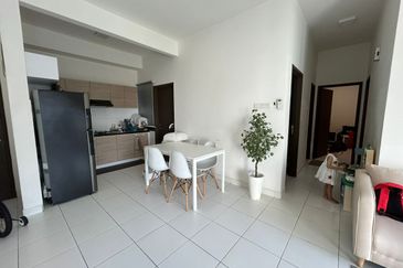 Seri Austin Luxury Apartment