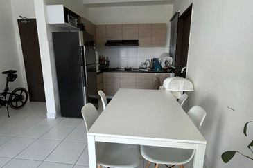 Seri Austin Luxury Apartment