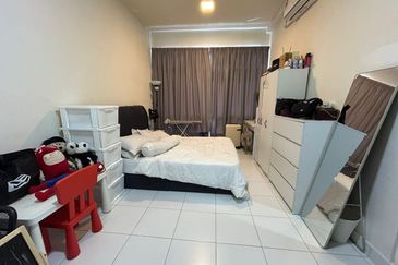 Seri Austin Luxury Apartment