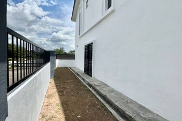 Persiaran Scientex 1