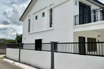 Persiaran Scientex 1